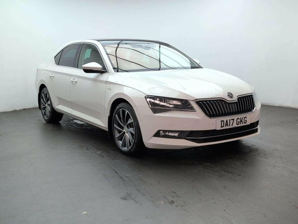 Skoda Superb 2.0 Superb Laurin Klement Tdi 4X4 4Wd DA17GKG White #2