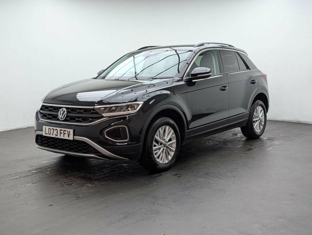 Volkswagen T-Roc 1L Life LO73FFV Black #4