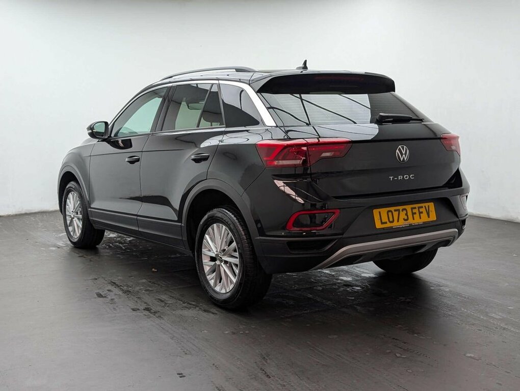 Volkswagen T-Roc 1L Life LO73FFV Black #6
