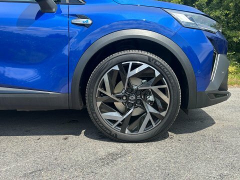 Renault Captur 1.6 E-tech Esprit AF25UJE #4