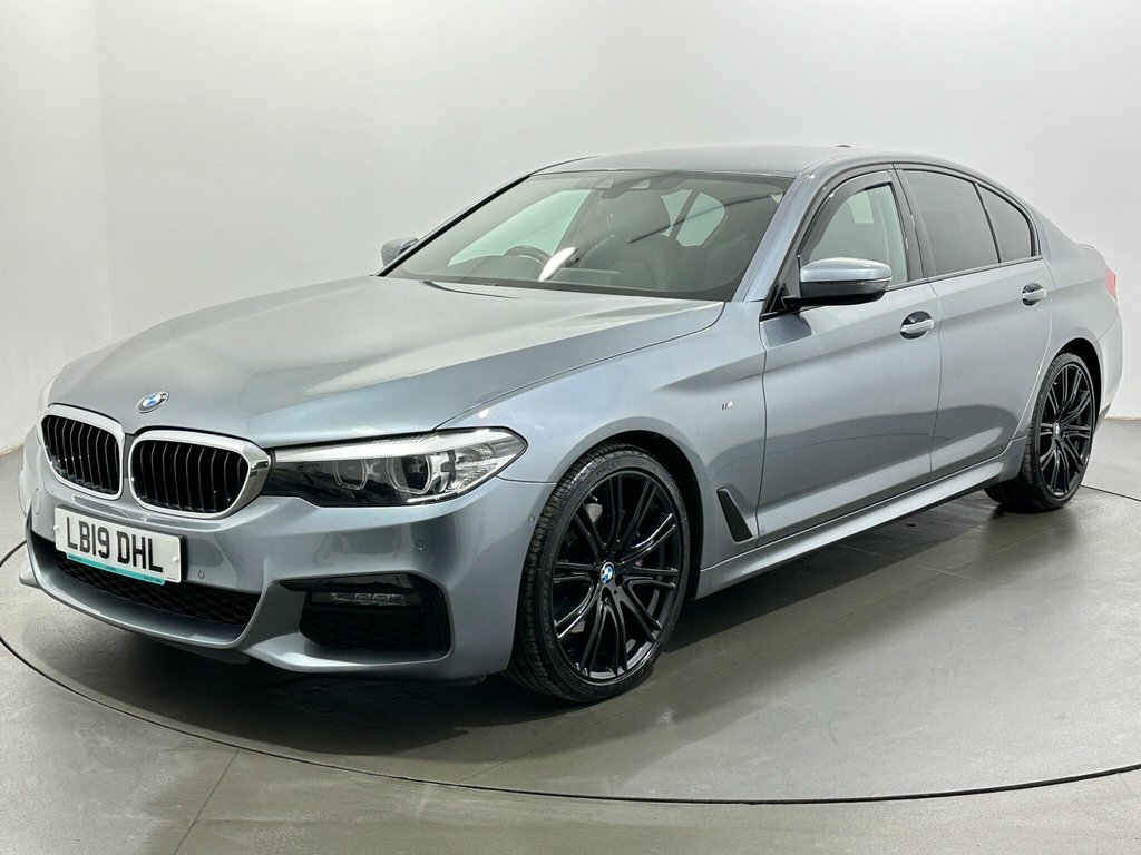 BMW 5 Series 2L M Sport LB19DHL Blue #3
