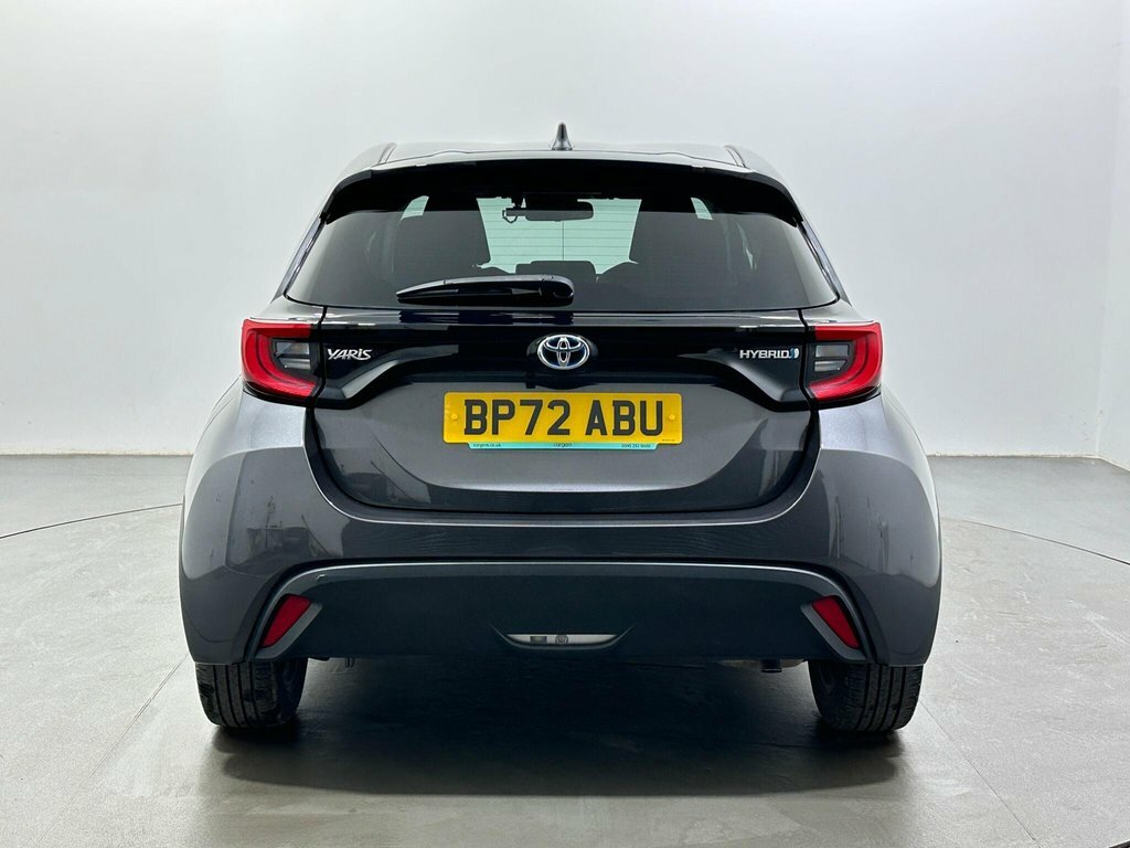 Toyota Yaris 1.5L Design BP72ABU Grey #6
