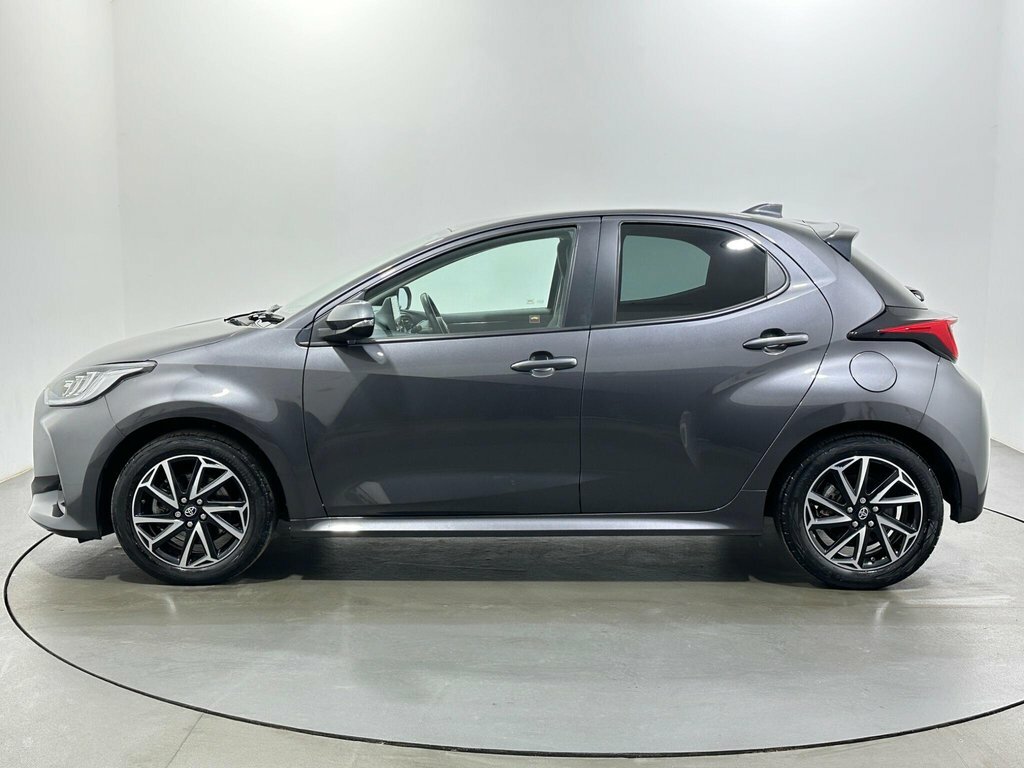 Toyota Yaris 1.5L Design BP72ABU Grey #4