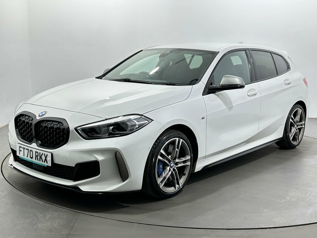 BMW 1 Series Hatchback FT70RKX White #3