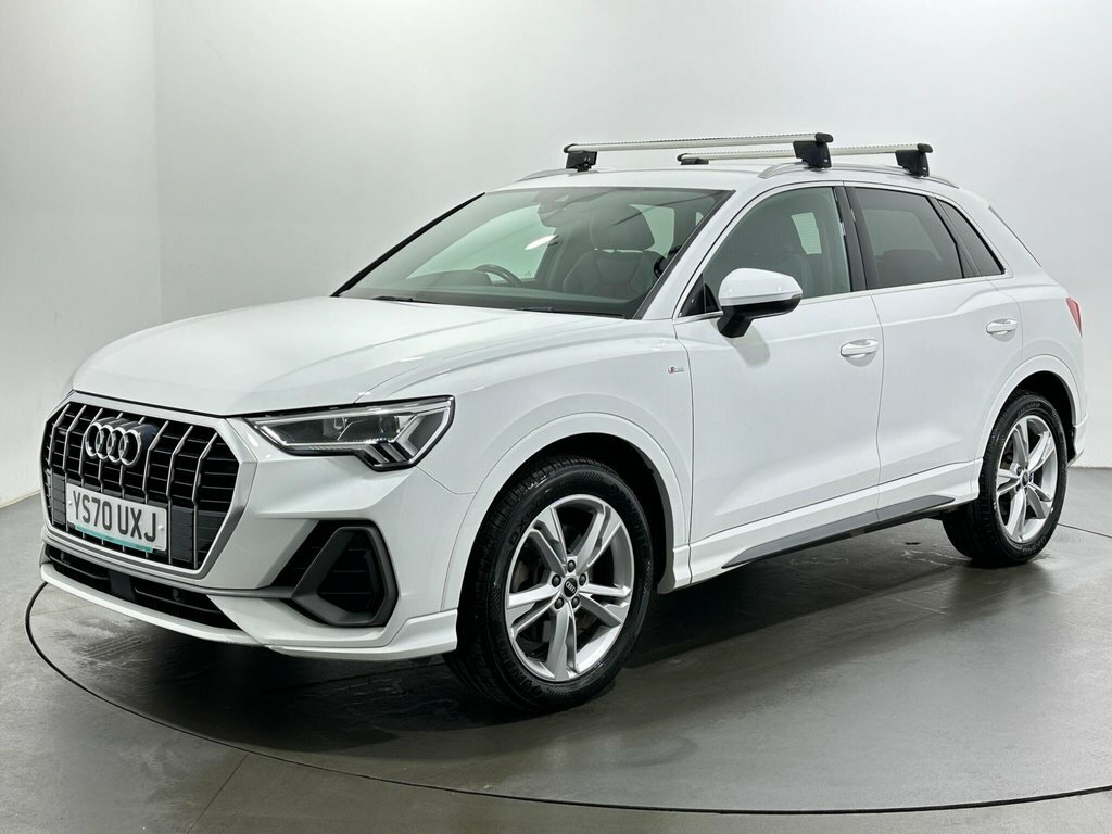 Audi Q3 2L S Line YS70UXJ White #3