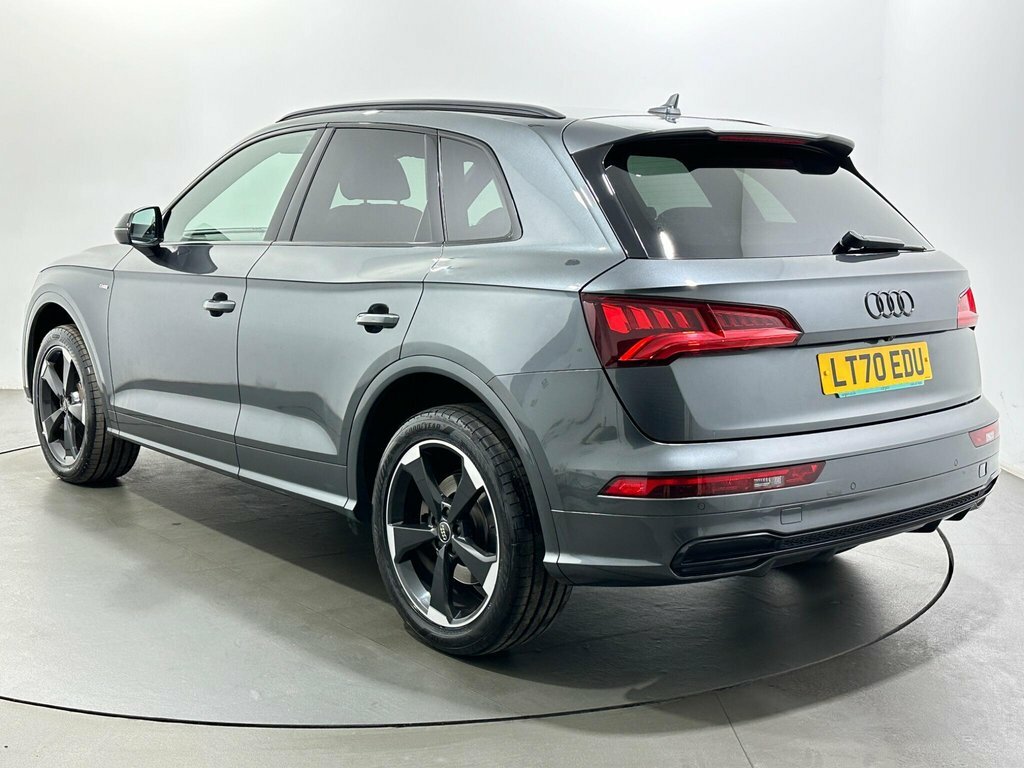 Audi Q5 2L Black Edition LT70EDU Grey #5