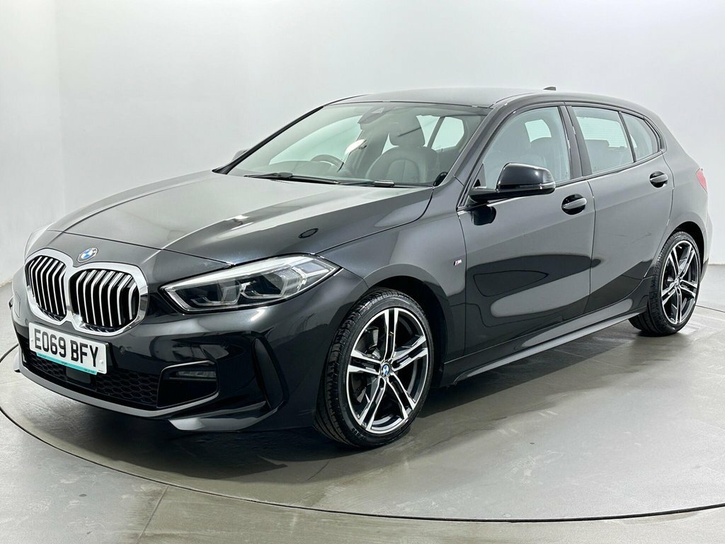 BMW 1 Series 1.5L M Sport EO69BFY Black #3