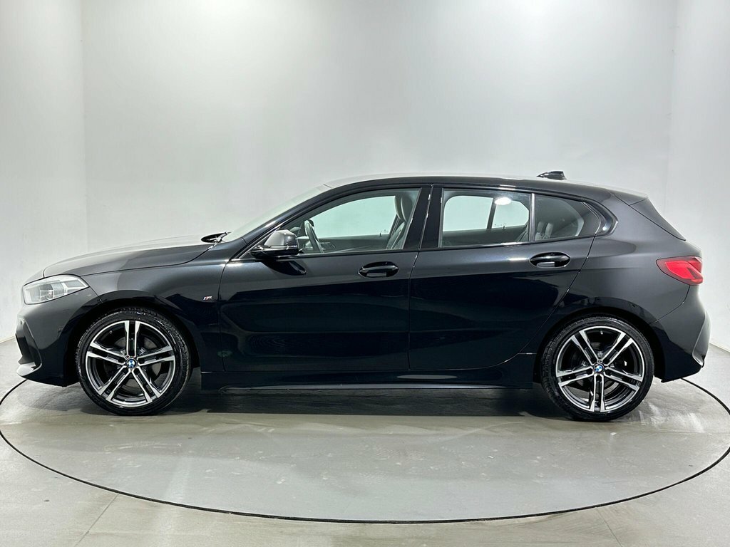 BMW 1 Series 1.5L M Sport EO69BFY Black #4