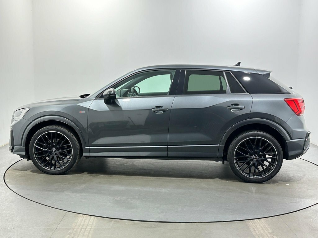Audi Q2 1.5L Black Edition BG21XVX Grey #4