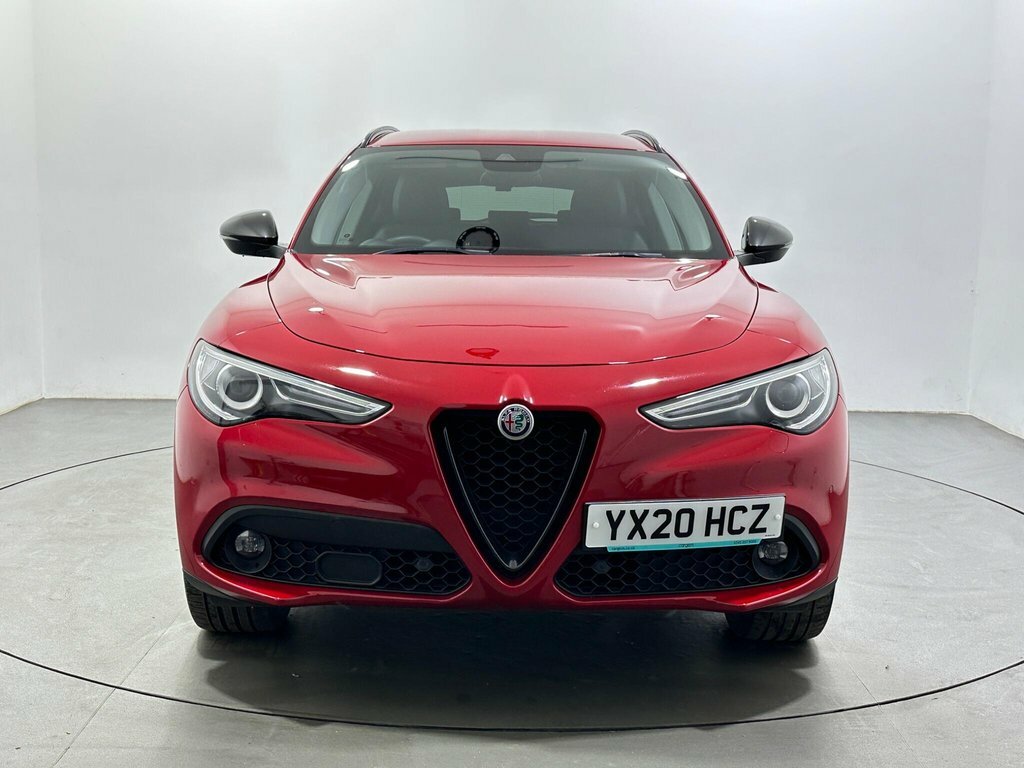 Alfa Romeo Stelvio 2.2L Nero Edizione Red #2