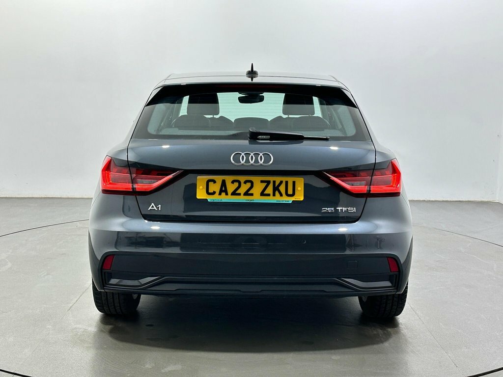 Audi A1 1L Sport CA22ZKU Grey #6