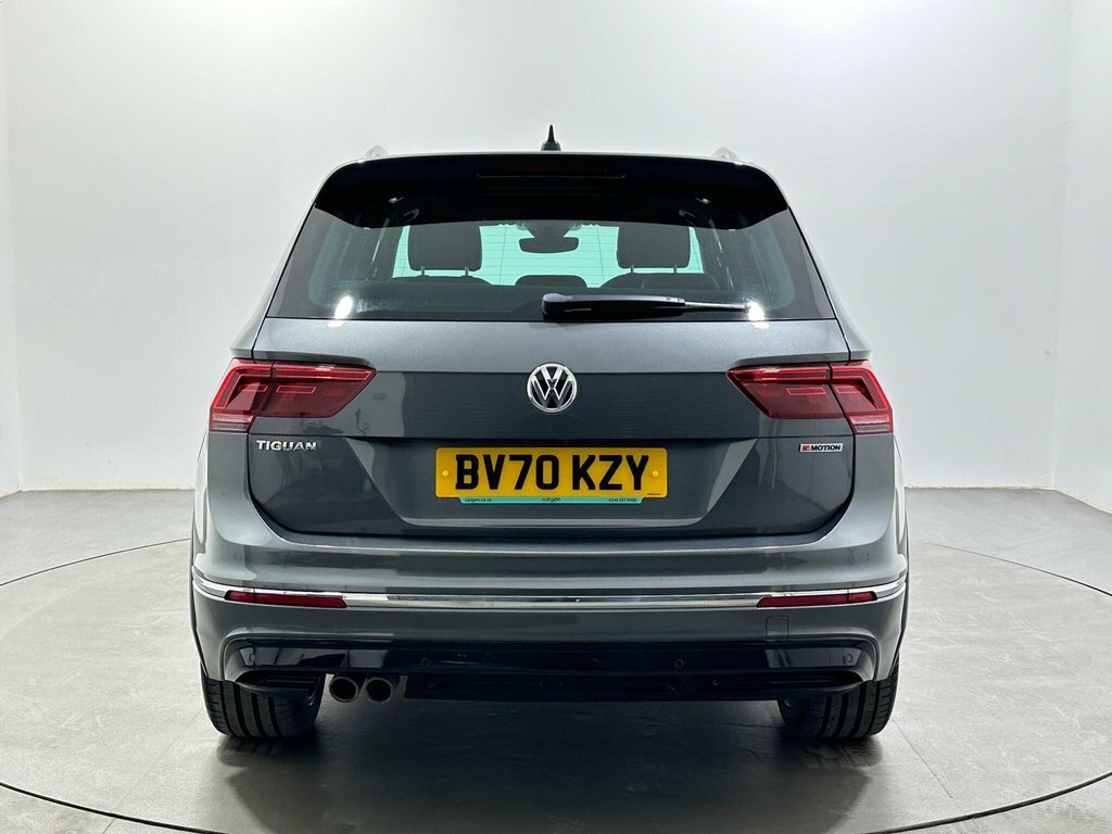 Volkswagen Tiguan 2L R-line Tech BV70KZY Grey #6