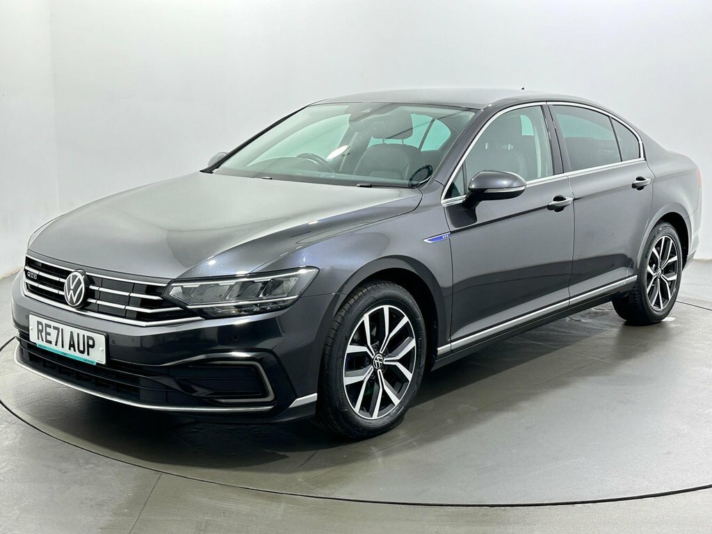 Volkswagen Passat 1.4L Gte RE71AUP Grey #3
