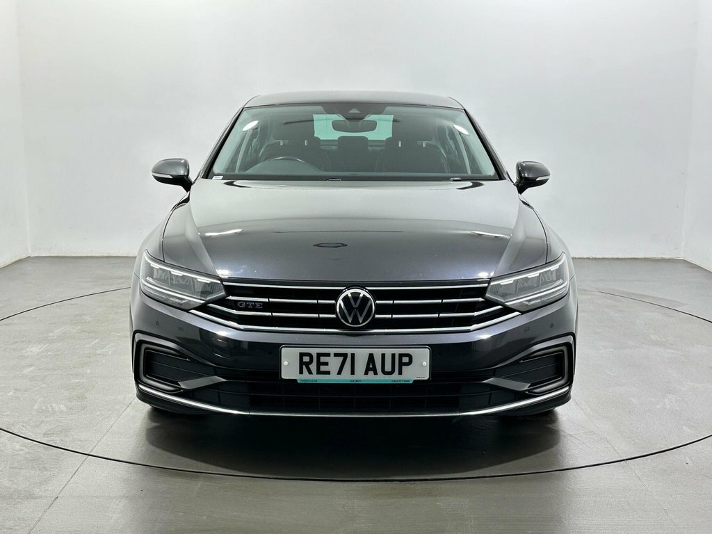Volkswagen Passat 1.4L Gte RE71AUP Grey #2