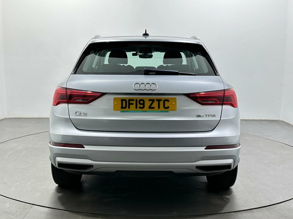 Audi Q3 1.5L Sport DF19ZTC Silver #6