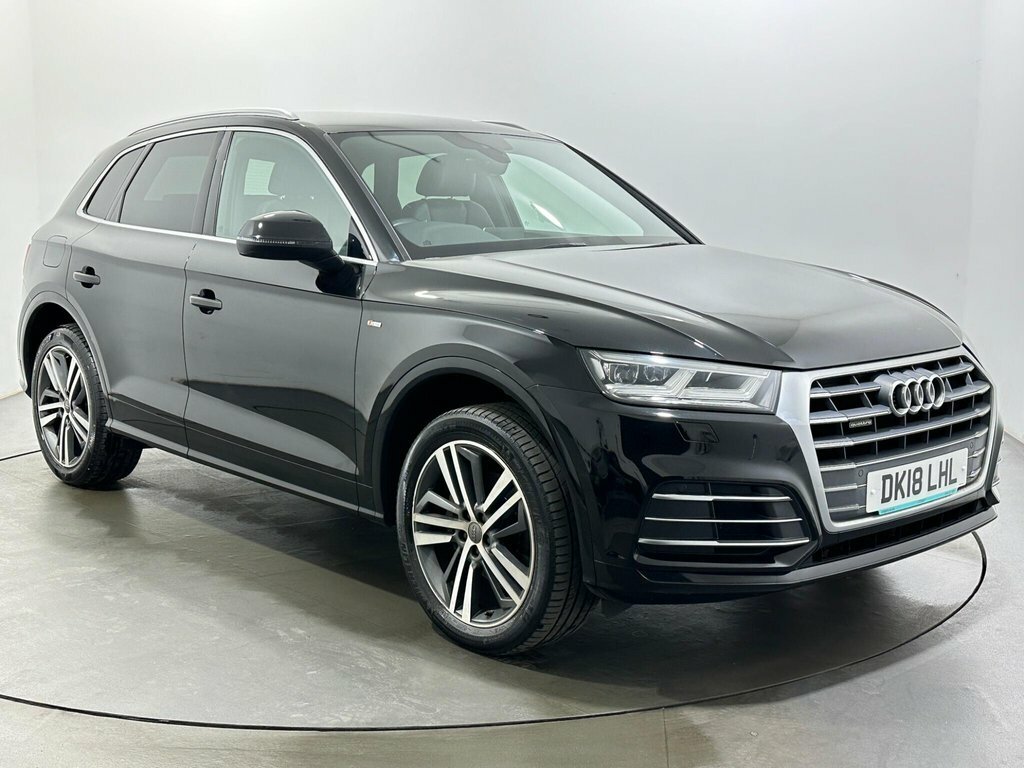 Audi Q5 2L S Line Black