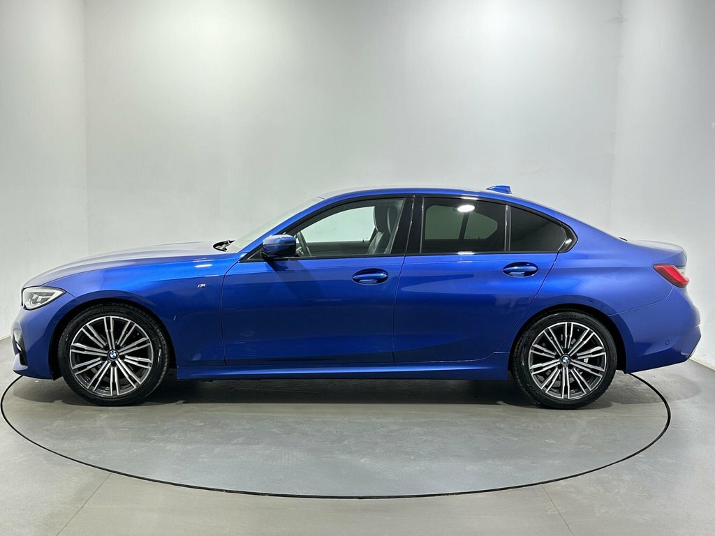 BMW 3 Series 2L M Sport EO69HGP Blue #4
