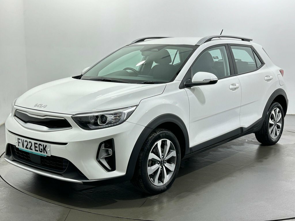 Kia Stonic 1L 2 White #3
