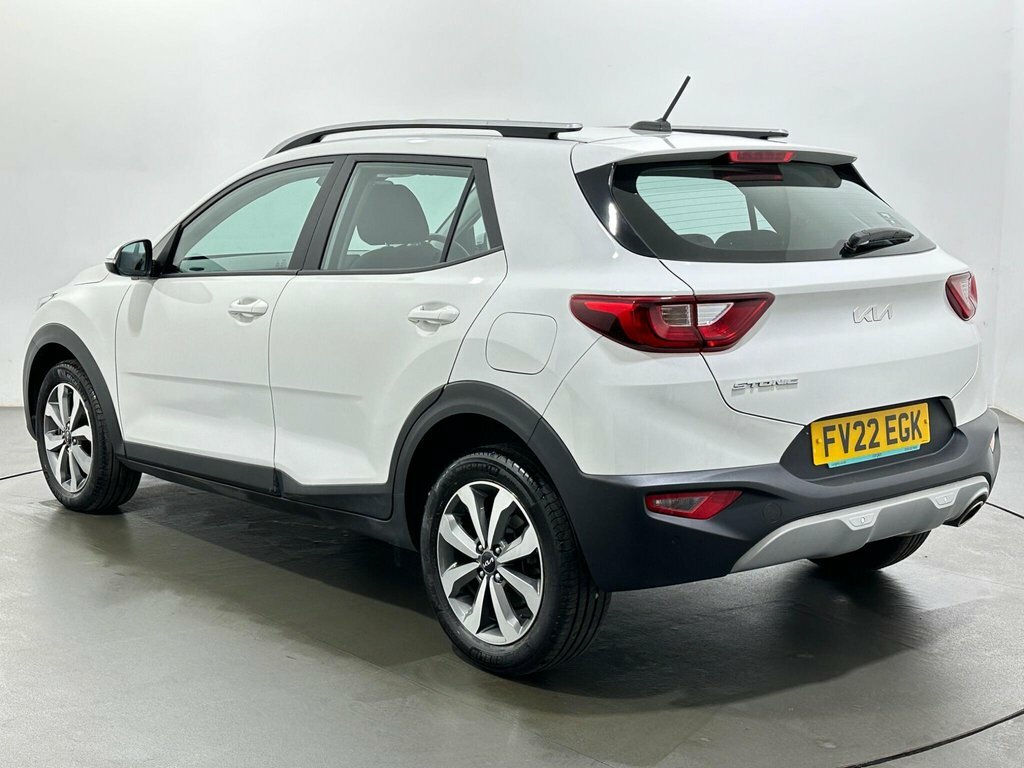 Kia Stonic 1L 2 White #5