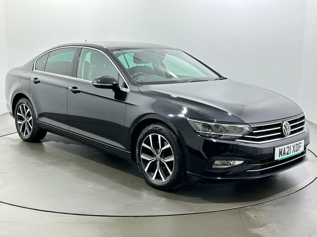 Volkswagen Passat 1.5L Sel Black