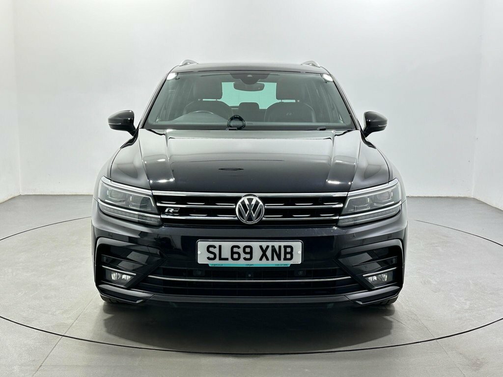 Volkswagen Tiguan 2L R-line Tech SL69XNB Black #2