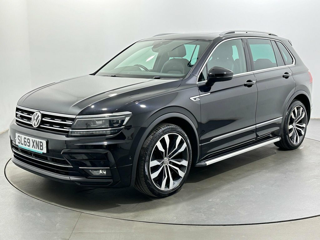Volkswagen Tiguan 2L R-line Tech SL69XNB Black #3