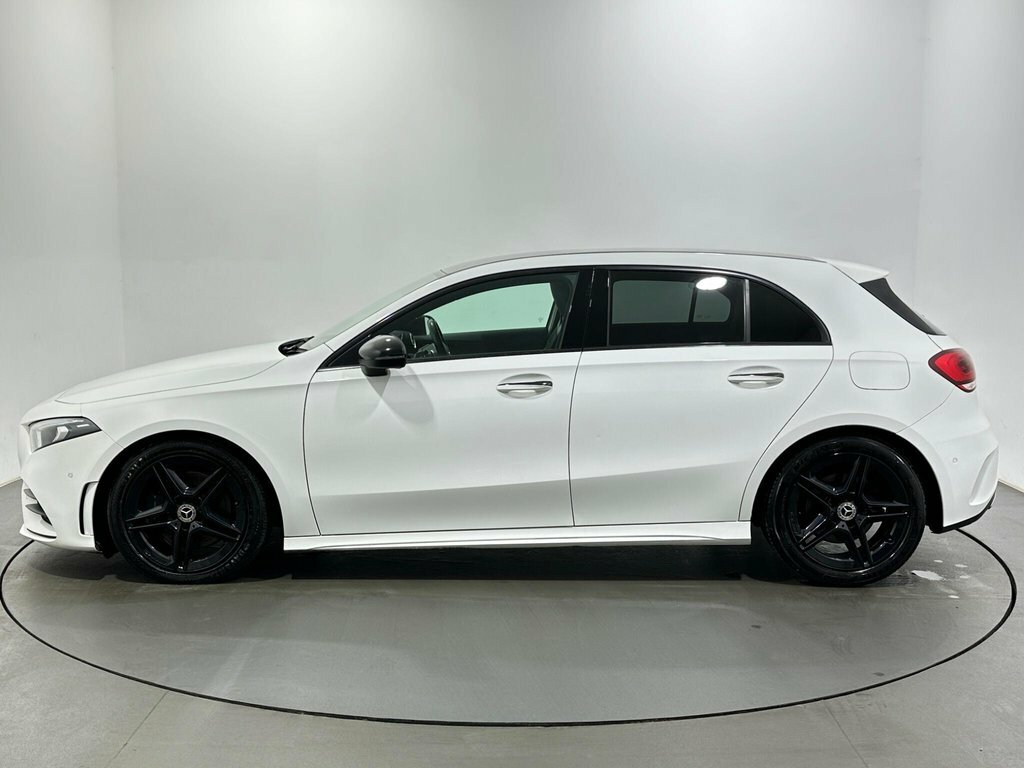 Mercedes-Benz A Class 2L Amg Line AO69PVE White #4