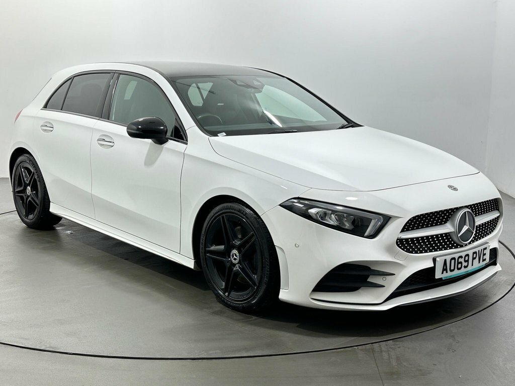 Mercedes-Benz A Class 2L Amg Line White