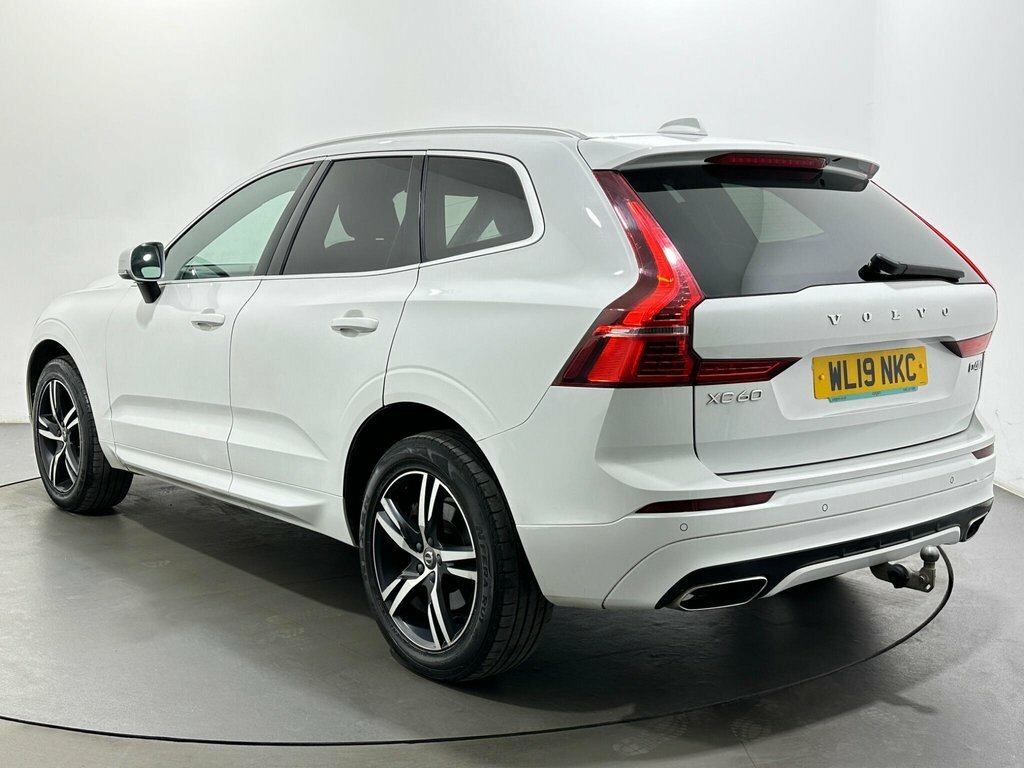 Volvo XC60 2L R-design WL19NKC White #5
