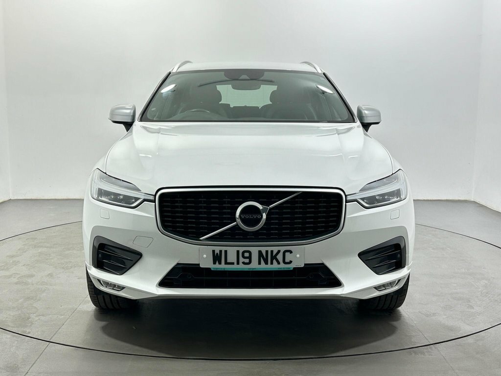 Volvo XC60 2L R-design WL19NKC White #2
