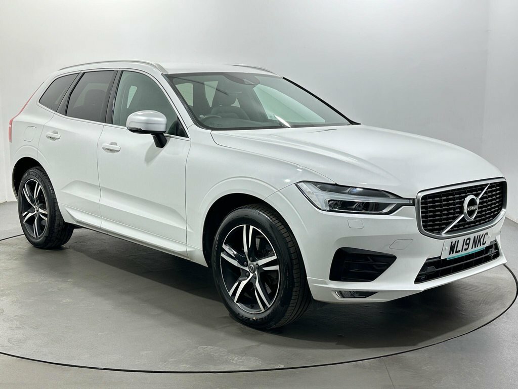 Volvo XC60 2L R-design White
