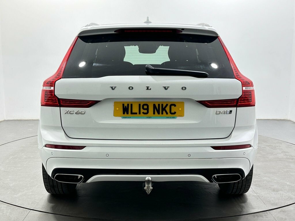 Volvo XC60 2L R-design WL19NKC White #6