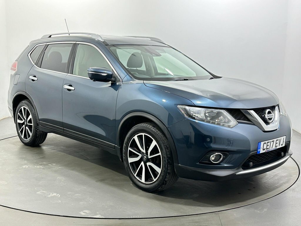 Nissan X-Trail 1.6L N-vision Blue