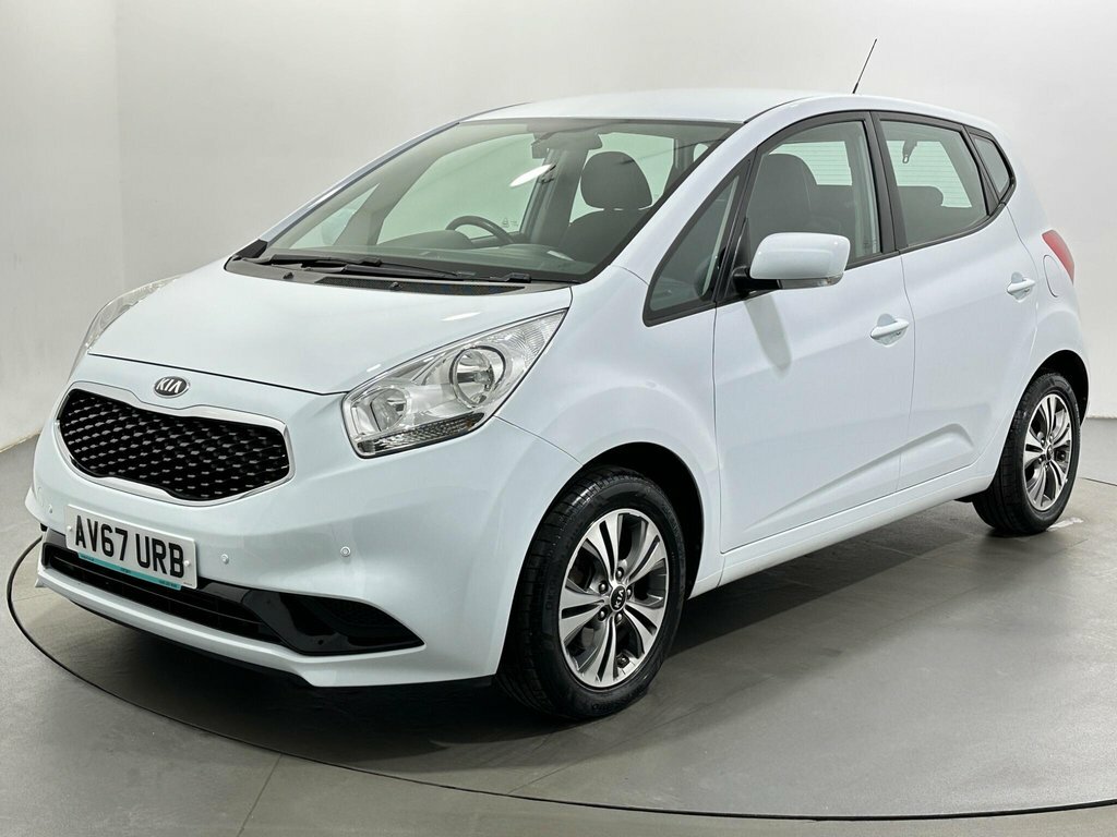 Kia Venga 1.6L 2 AV67URB White #3