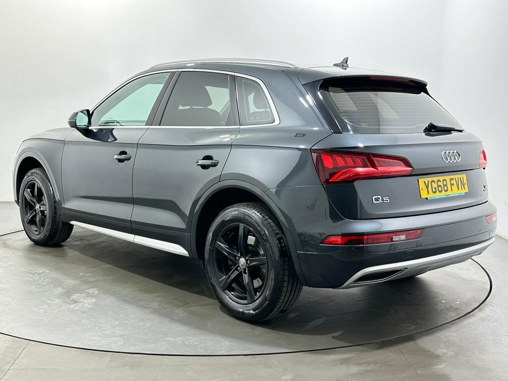 Audi Q5 2L Sport YG68FVN Grey #5