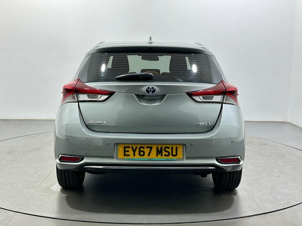 Toyota Auris 1.8L Business Edition EY67MSU Grey #6