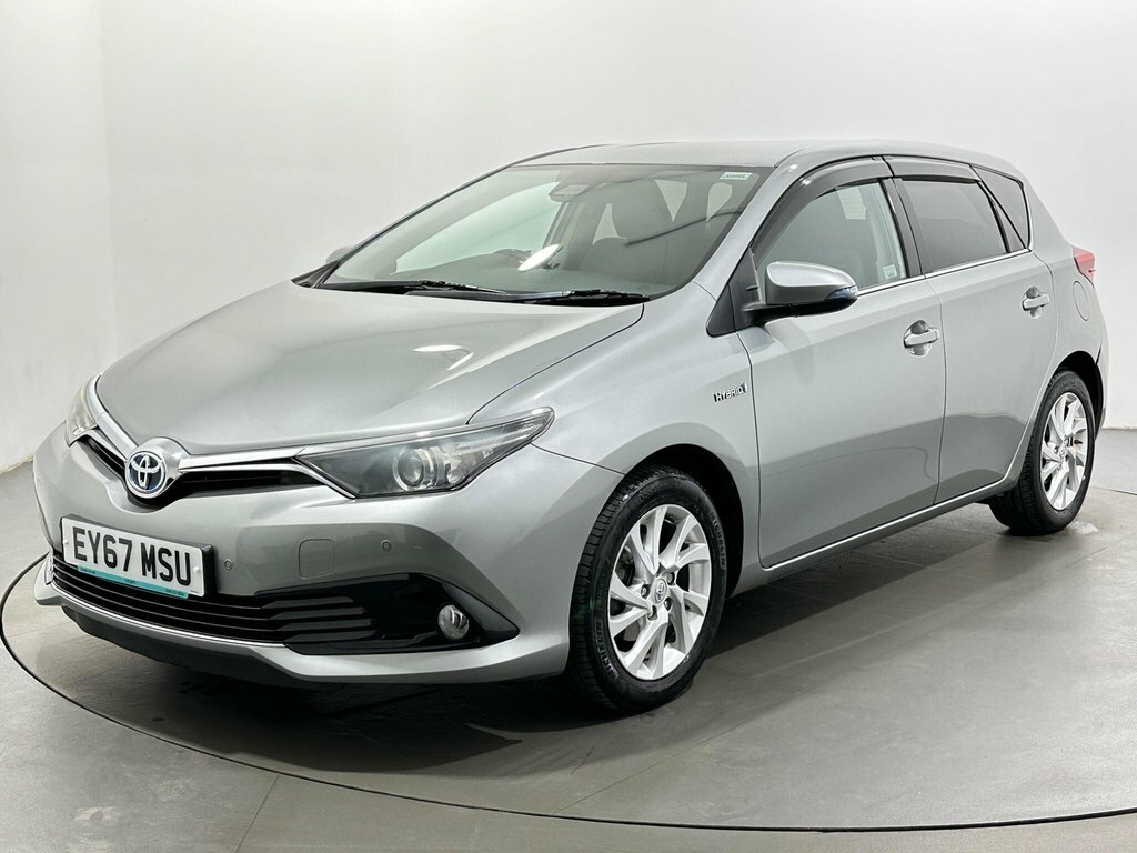 Toyota Auris 1.8L Business Edition EY67MSU Grey #3