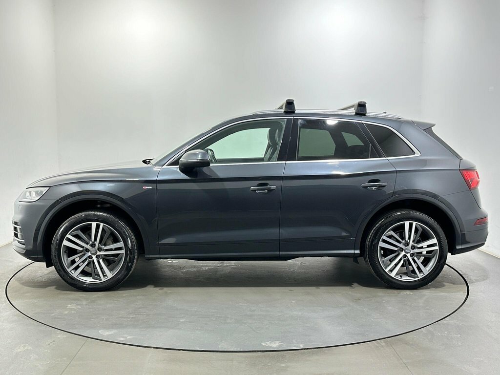 Audi Q5 2L S Line KK18HYJ Grey #4