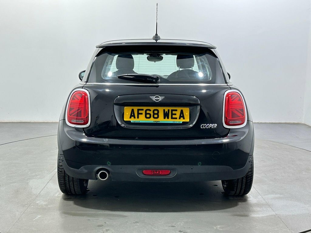 Mini Hatch 1.5L Cooper AF68WEA Black #6
