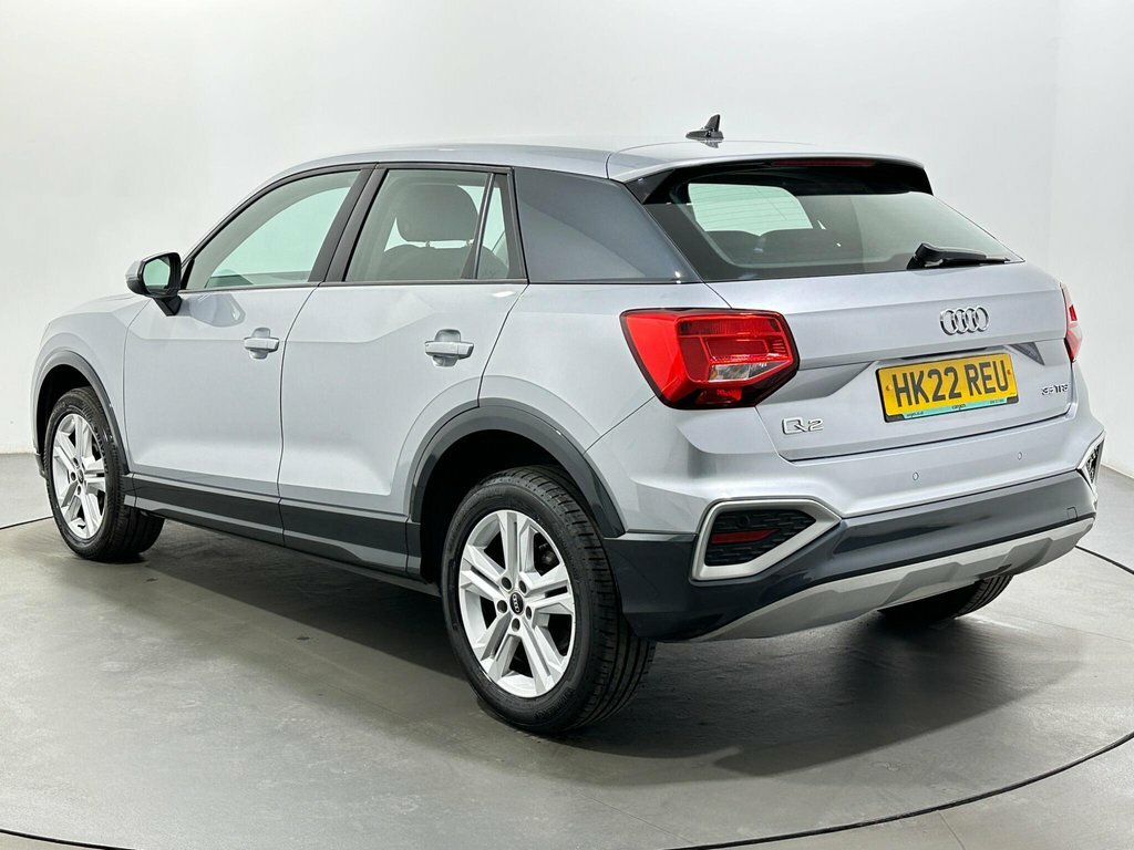 Audi Q2 1.5L Sport HK22REU Silver #5