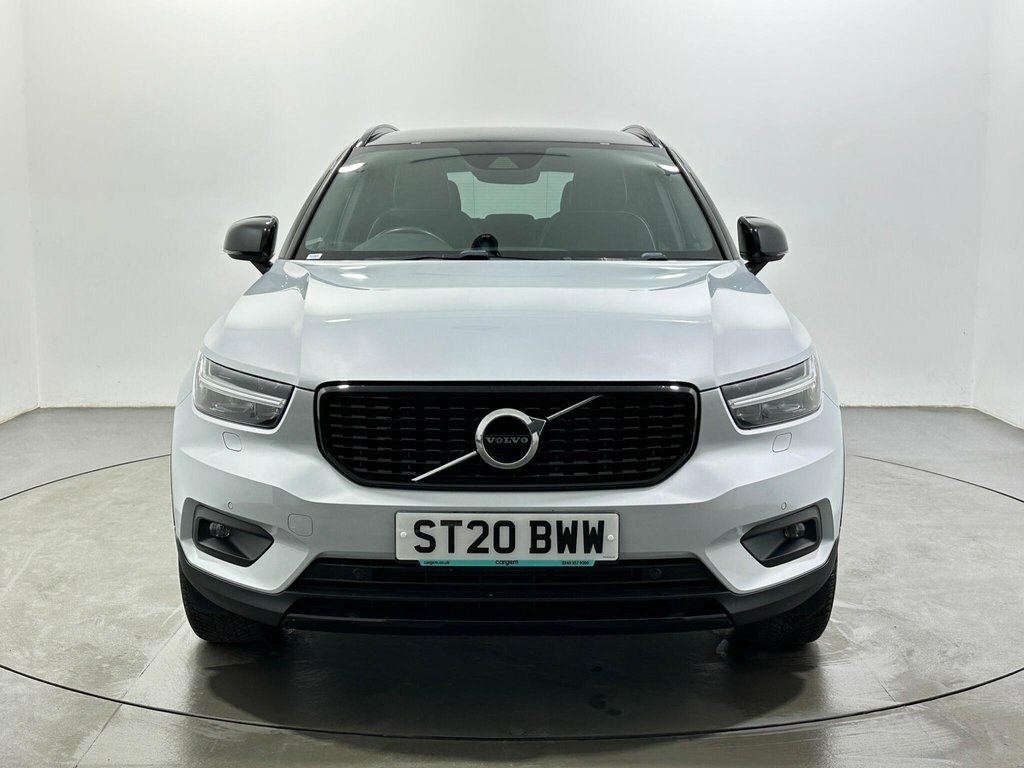 Volvo XC40 2L R-design ST20BWW Silver #2