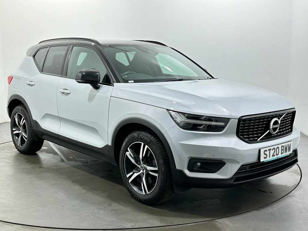 Volvo XC40 2L R-design Silver
