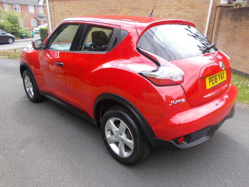 Nissan Juke 1.6 Visia Suv PE16YAX Red #6