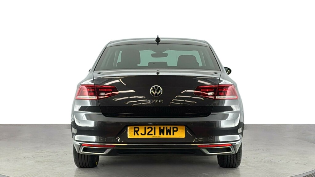 Volkswagen Passat 1.4 Tsi 13Kwh Gte Saloon Plug-in Hybrid Grey #5