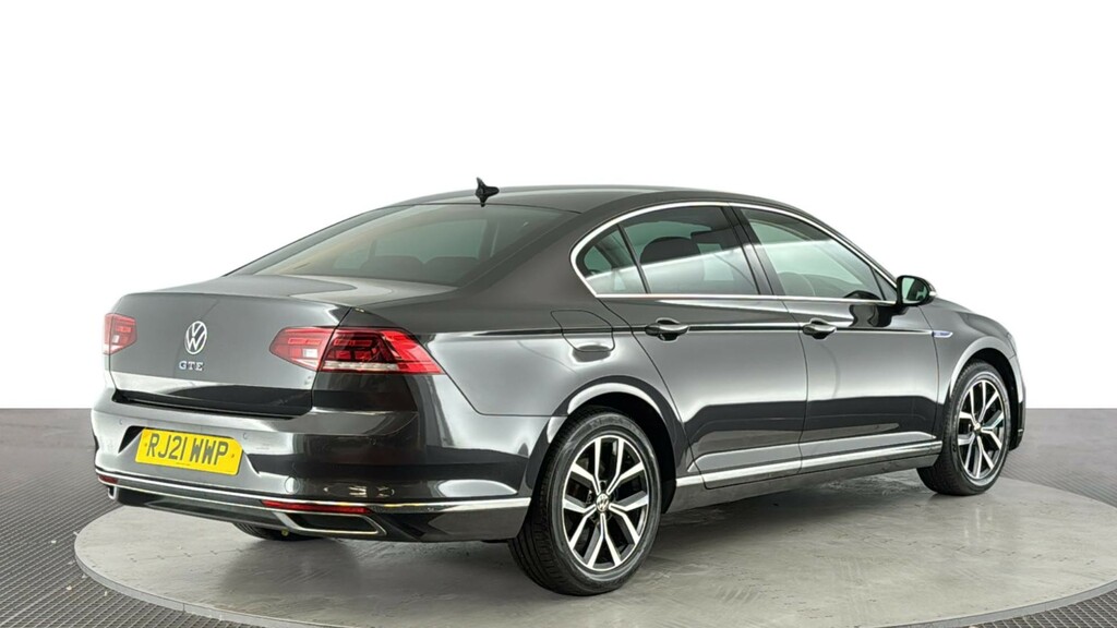 Volkswagen Passat 1.4 Tsi 13Kwh Gte Saloon Plug-in Hybrid Grey #4