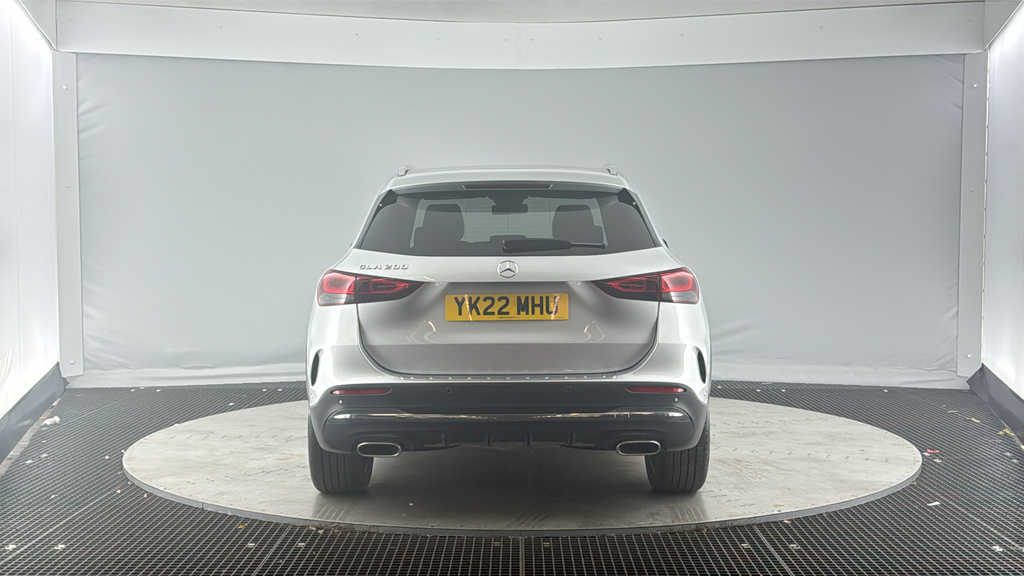 Mercedes-Benz GLA Class 1.3 Gla200 Amg Line Executive Suv 7G- YK22MHU Silver #5