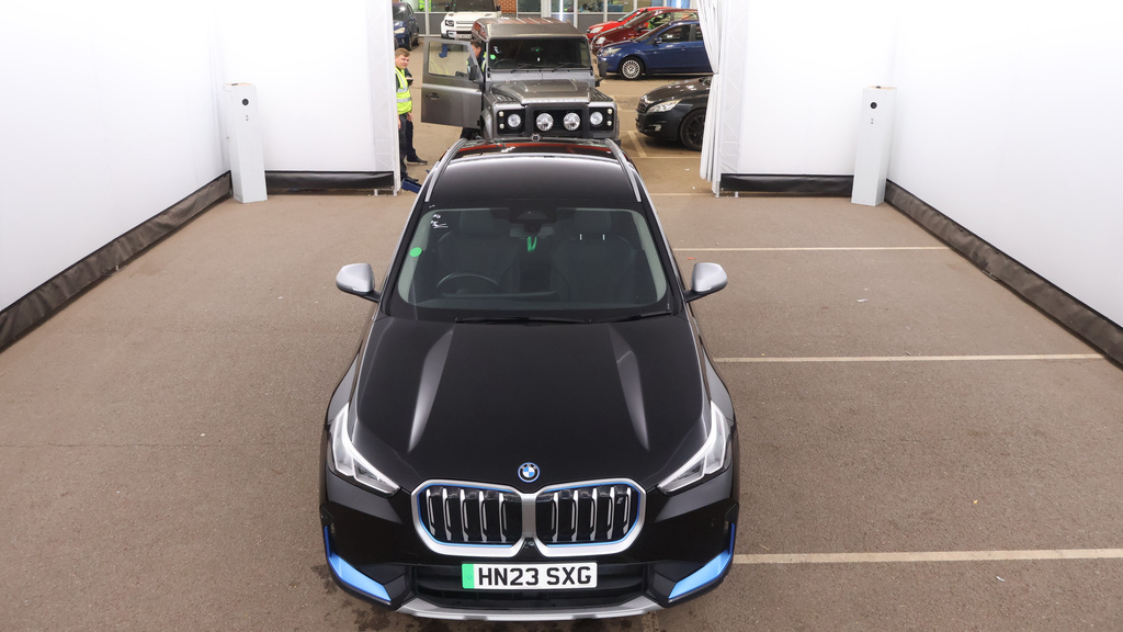 BMW iX1 30 66.5Kwh Xline Suv Xdrive 11K Black