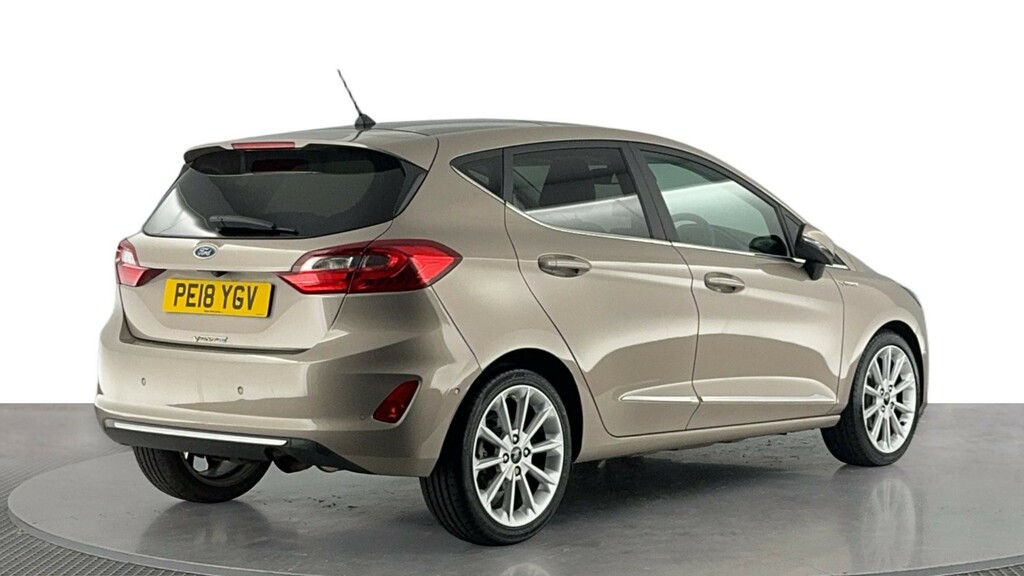Ford Fiesta 1.0T Ecoboost Vignale Hatchback PE18YGV Beige #4