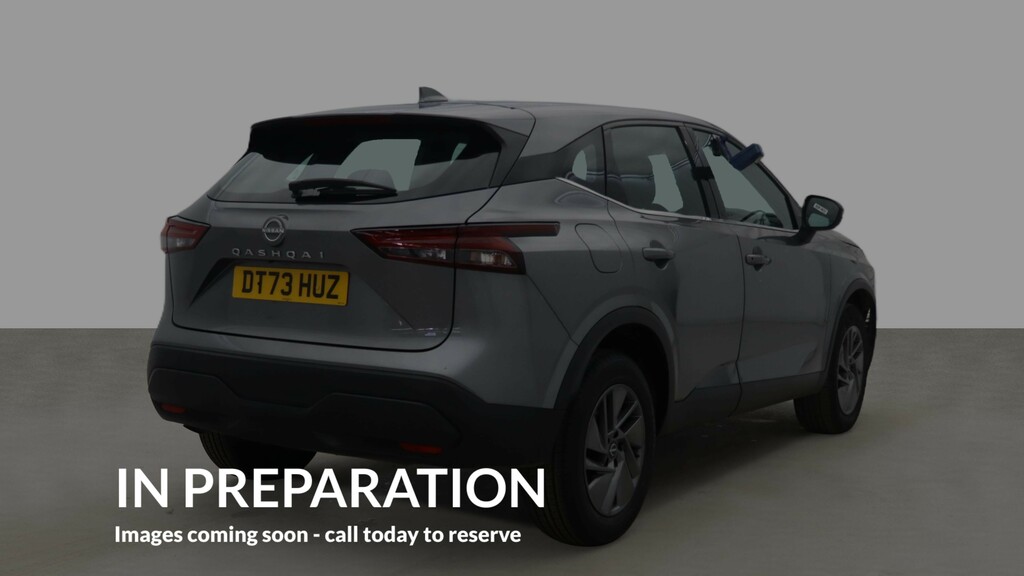 Nissan Qashqai 1.3 Dig-t Mhev Acenta Premium Suv Hybri Grey