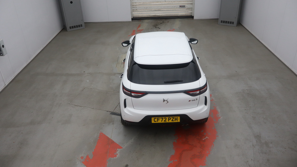 DS DS 3 Crossback 1.2 Puretech Performance Line Crossback White #2